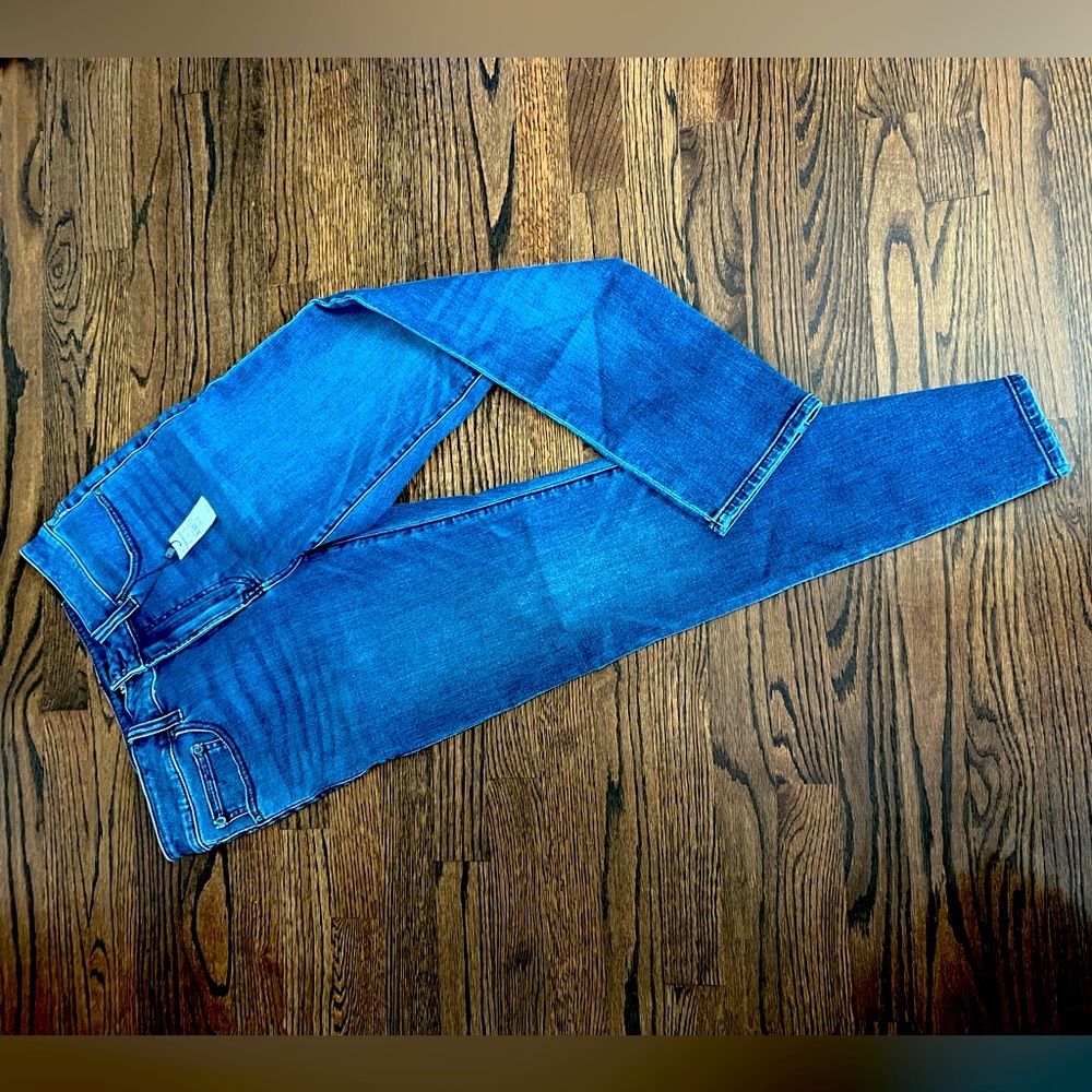 Men’s express hyper stretch Slim jeans 30 x 28 NWT